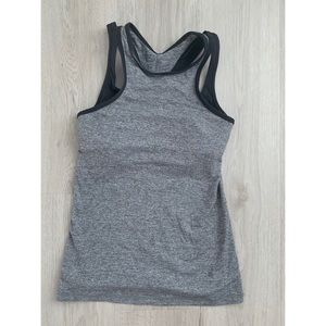 Lululemon highneck tank with built in bra
